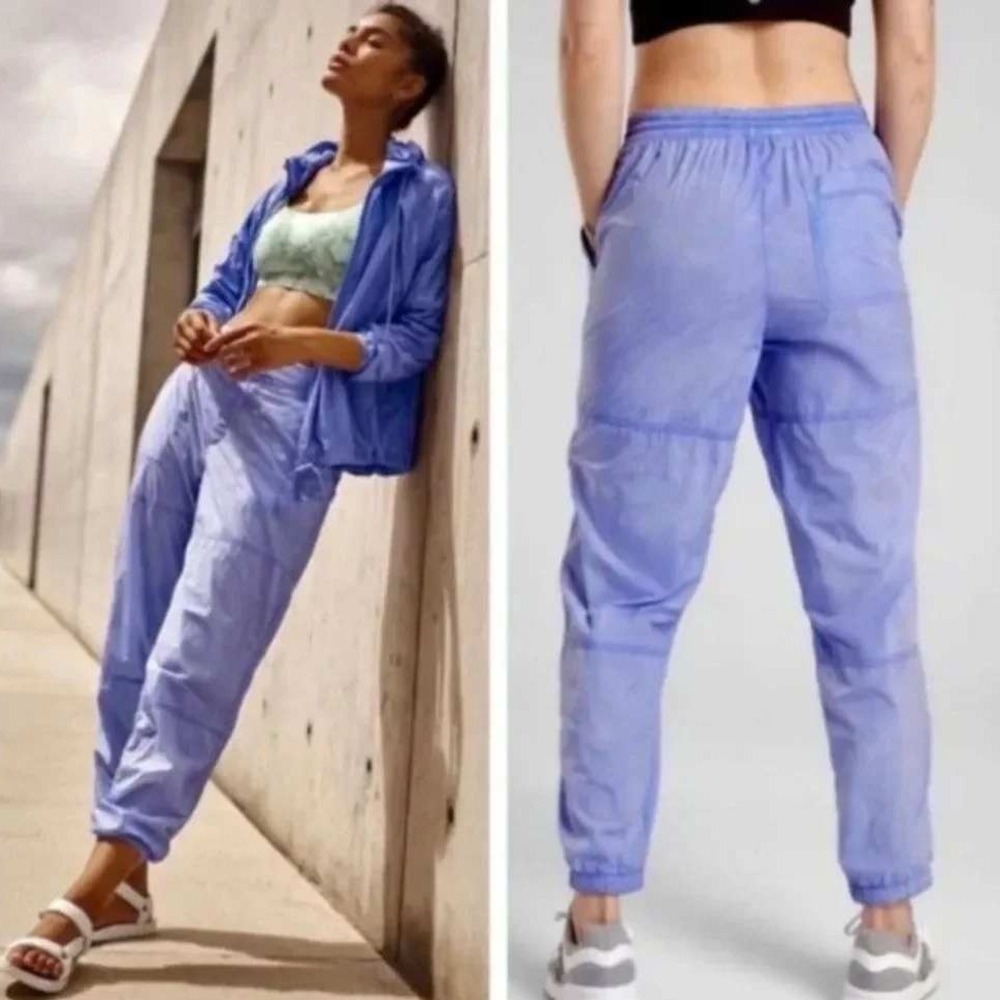 Athleta Expedition Jogger Periwinkle Blue Nylon Utility Hiking Pants 14T Tall